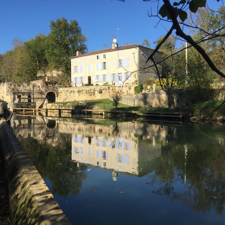 Bed and Breakfast Moulin De Bapaumes Nérac Exterior foto
